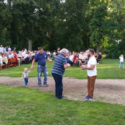 Piknik integracyjny mieszkańców w Olesznie